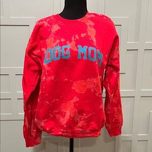 Red 'Dog Mom' Sweatshirt